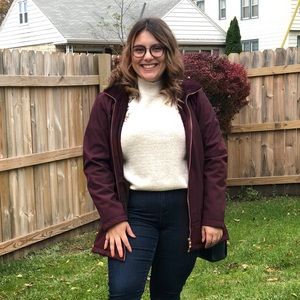 Meet your Posher, Megan